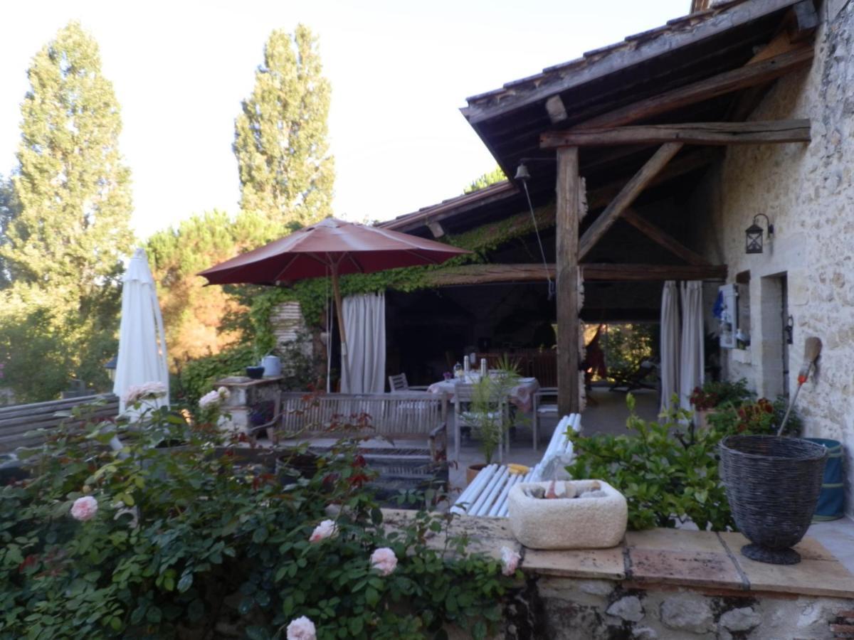 Les Tamaris Bed & Breakfast Castelnau-sur-Gupie Dış mekan fotoğraf