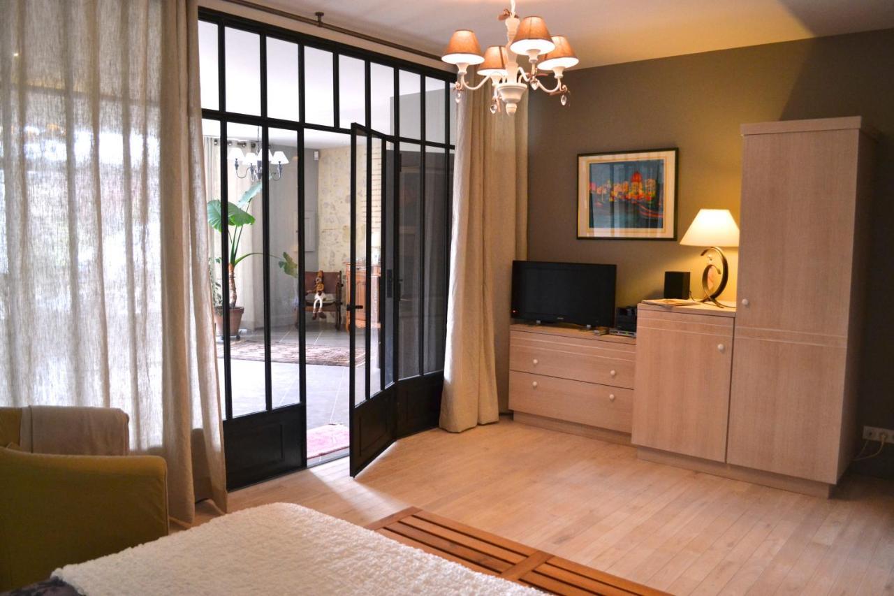 Les Tamaris Bed & Breakfast Castelnau-sur-Gupie Dış mekan fotoğraf
