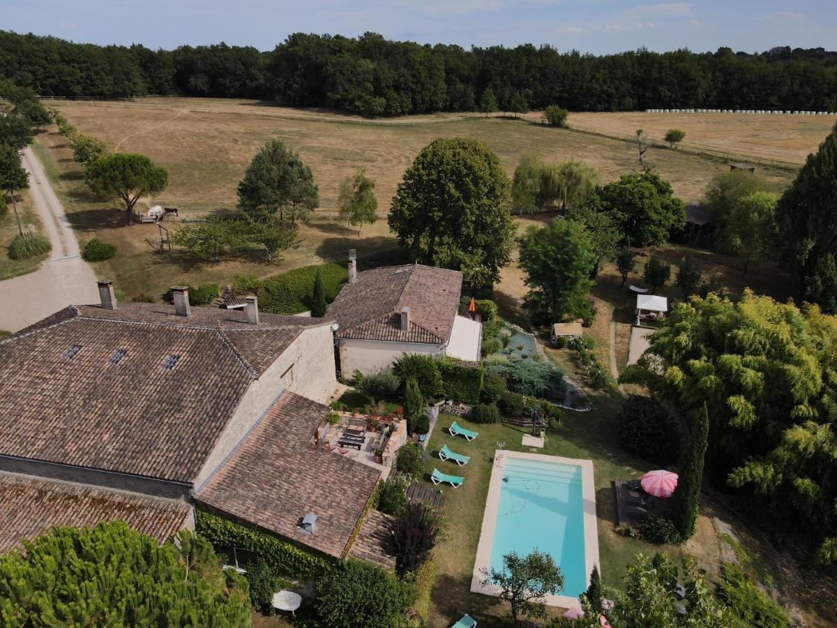 Les Tamaris Bed & Breakfast Castelnau-sur-Gupie Dış mekan fotoğraf